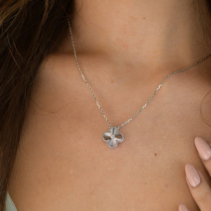 [Vintora]CLOVER  15MM DIAMOND LASER NECKLACE SILVER