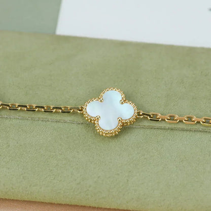 [Vintora]CLOVER WHITE PEARL MOP 5 MOTIF BRACELET COLLECTION