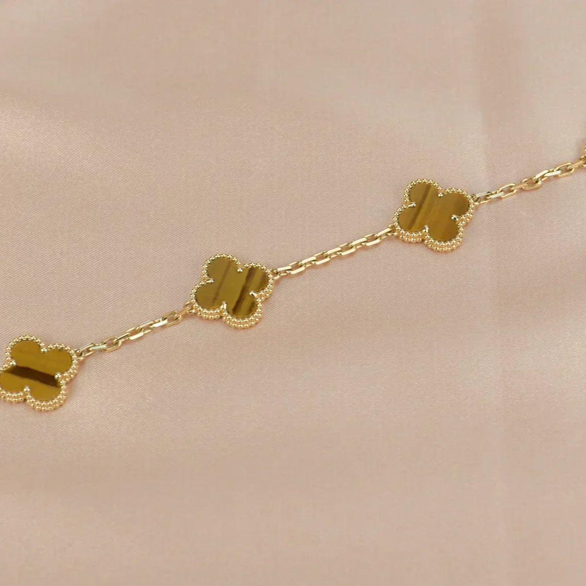[Vintora] CLOVER 5 MOTIFS TIGER EYE BRACELET COLLECTION