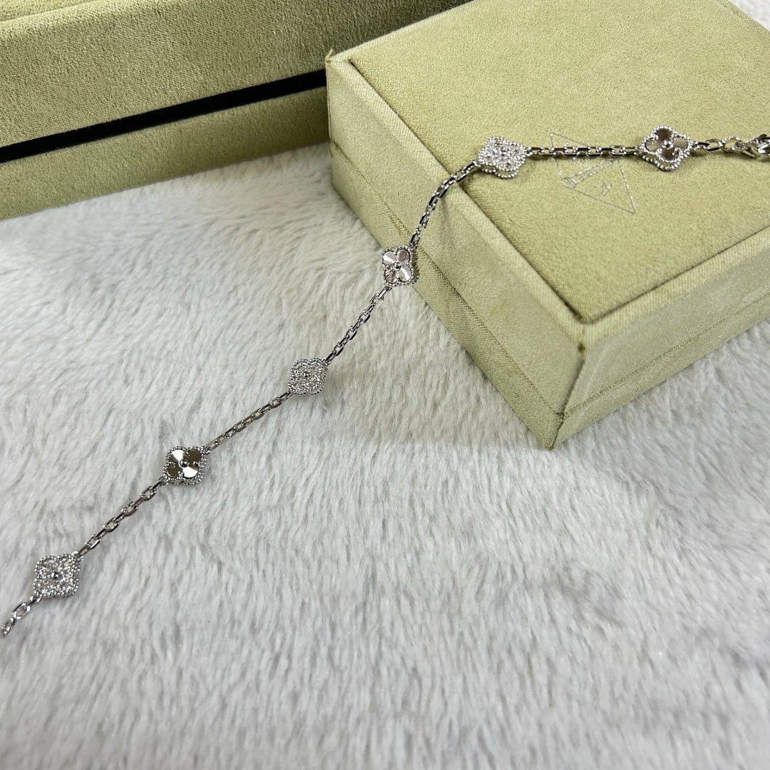 [Vintora]CLOVER 6 MOTIF DIAMOND LASER BRACELET-w