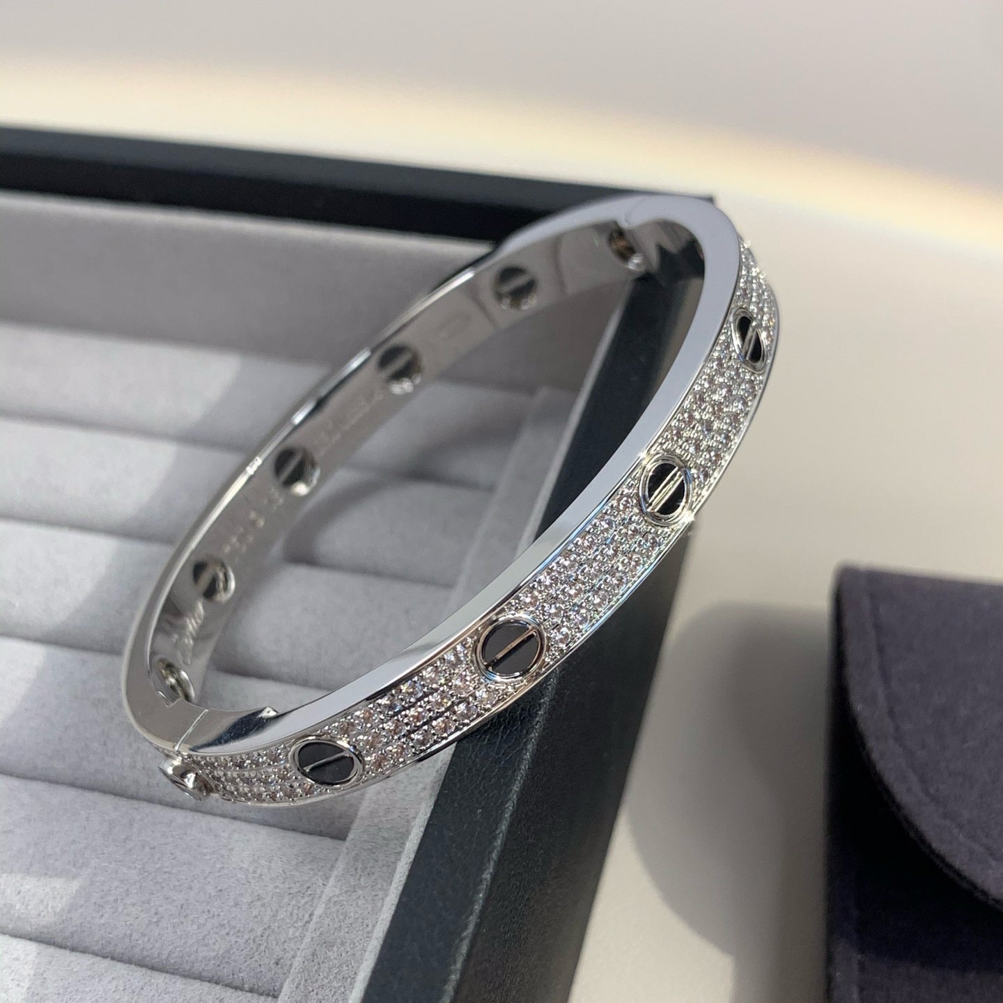 [Vintora]LOVE BRACELET 6.1MM DIAMOND-PAVED CERAMIC