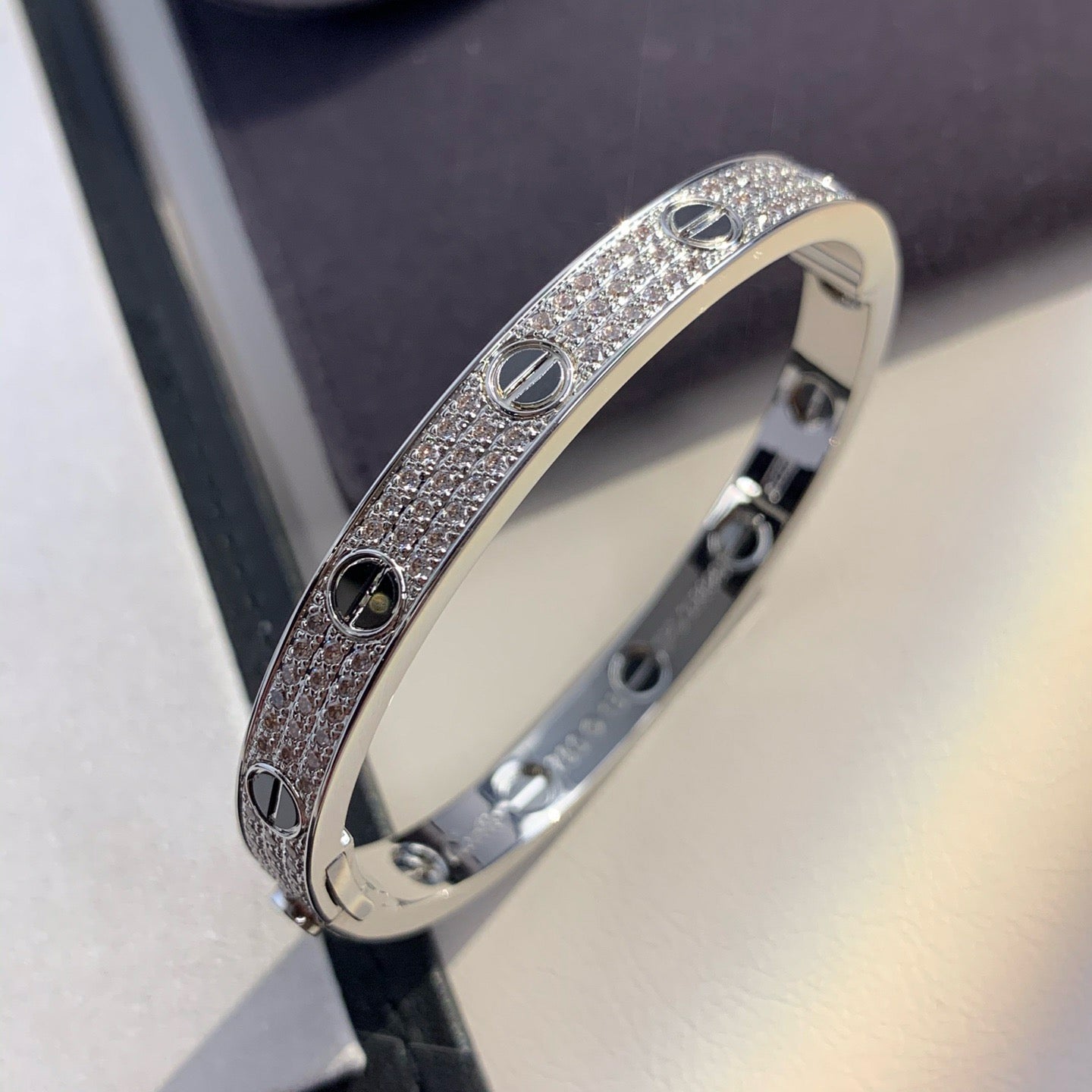 [Vintora]LOVE BRACELET 6.1MM DIAMOND-PAVED CERAMIC
