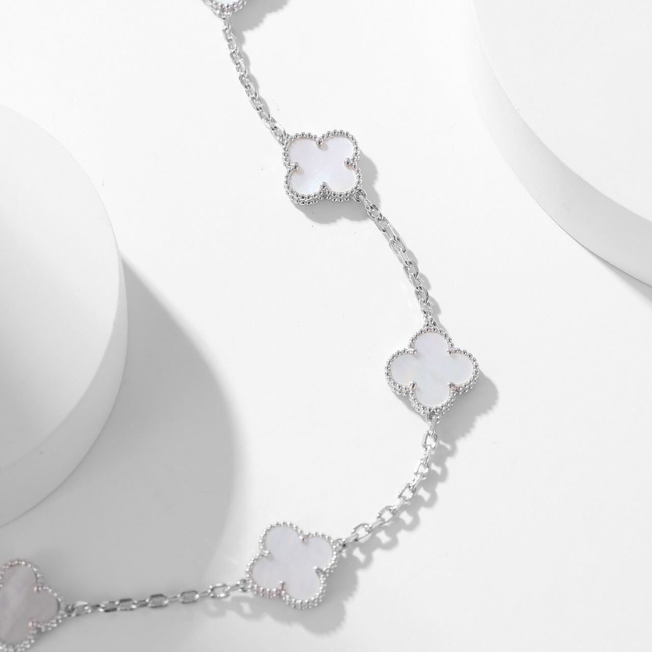 [Vintora]CLOVER 10 MOTIFS WHITE MOTHER OF PEARL NECKLACE