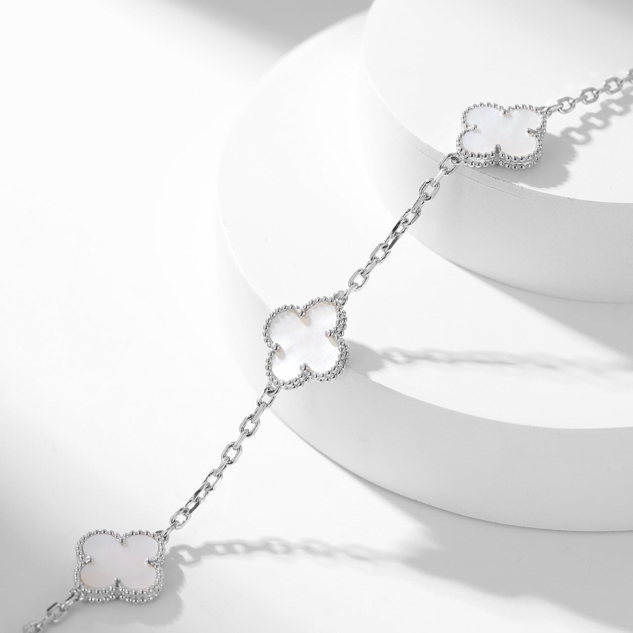 [Vintora]CLOVER 10 MOTIFS WHITE MOTHER OF PEARL NECKLACE