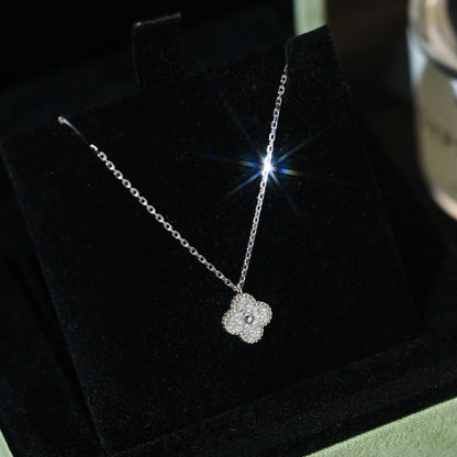 [Vintora]CLOVER MINI 9.5MM PENDANT DIAMOND NECKLACE
