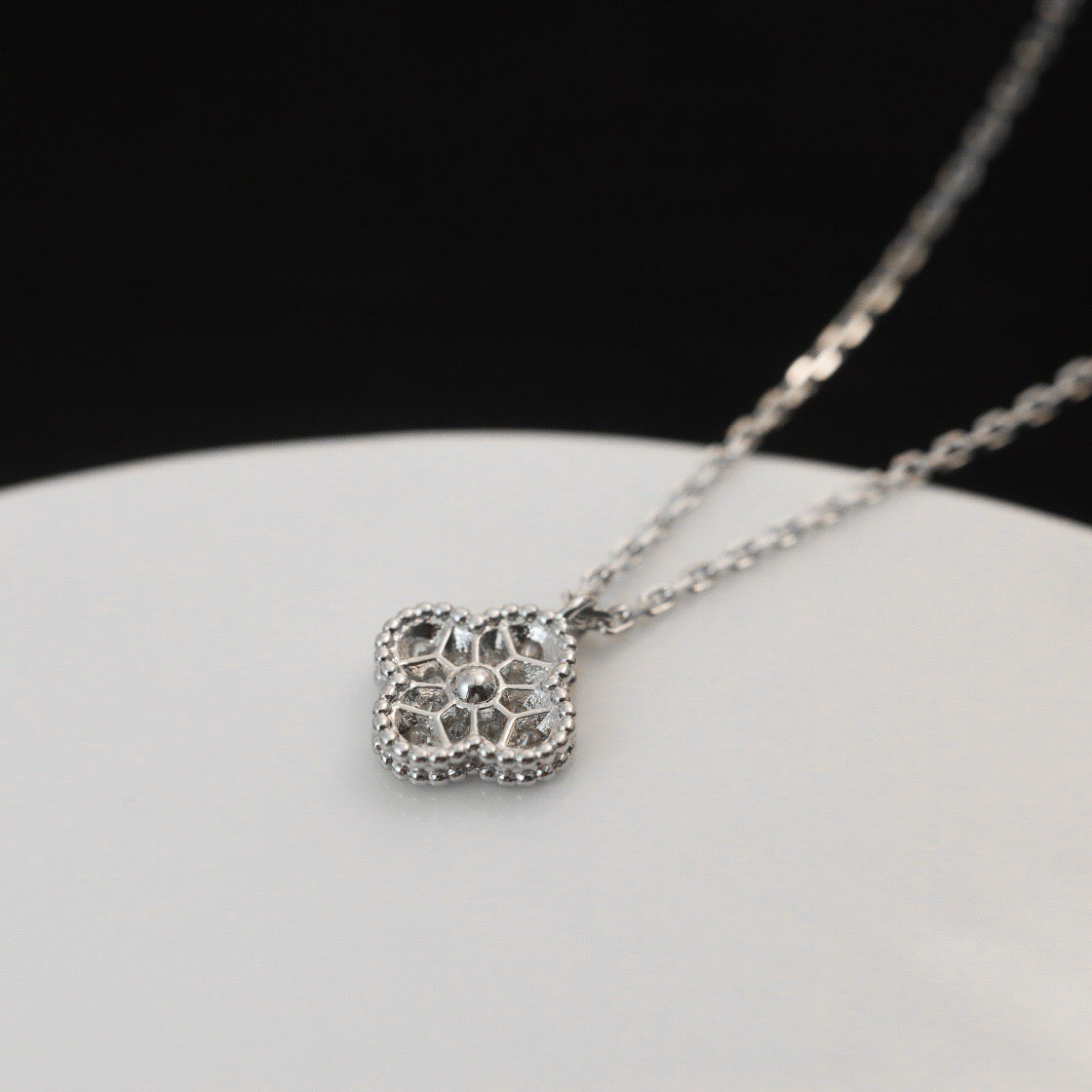 [Vintora]CLOVER MINI 9.5MM PENDANT DIAMOND NECKLACE