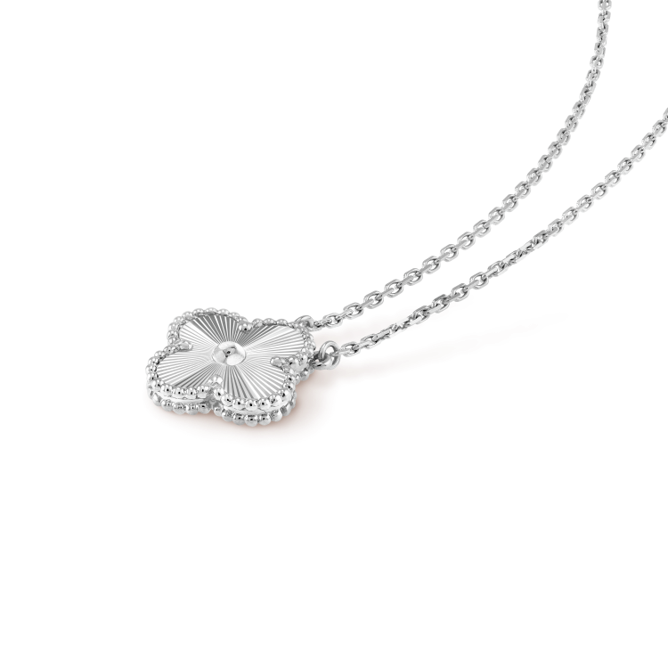 [Vintora]CLOVER 15MM LASER NECKLACE SILVER