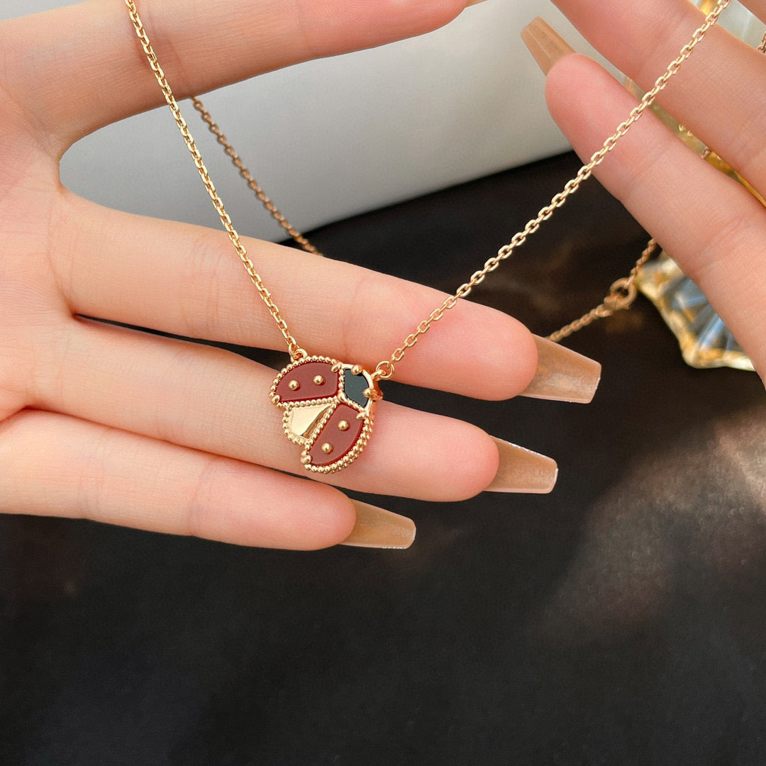[Vintora]LUCKY  CARNELIANS LADYBUG NECKLACE