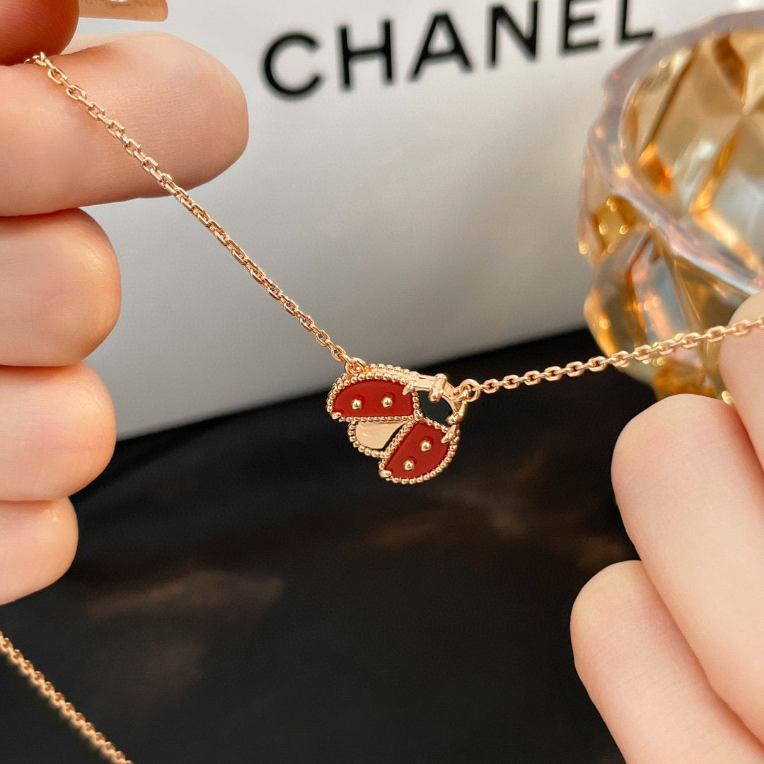 [Vintora]LUCKY  CARNELIANS LADYBUG NECKLACE