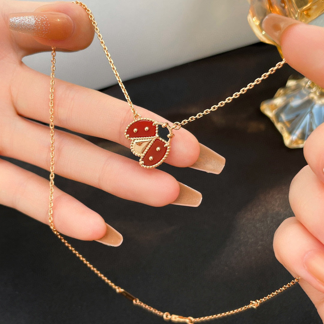 [Vintora]LUCKY  CARNELIANS LADYBUG NECKLACE