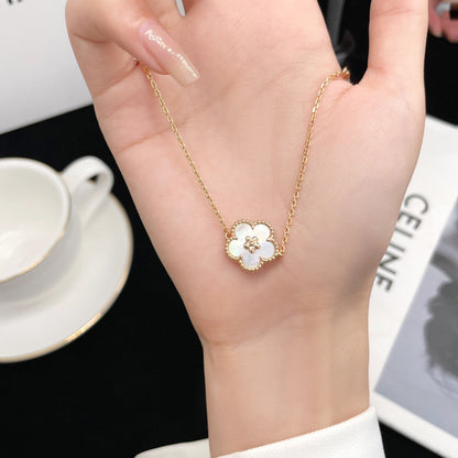 [Vintora]LUCKY WHITE MOP PLUM BLOSSOM  BRACELET