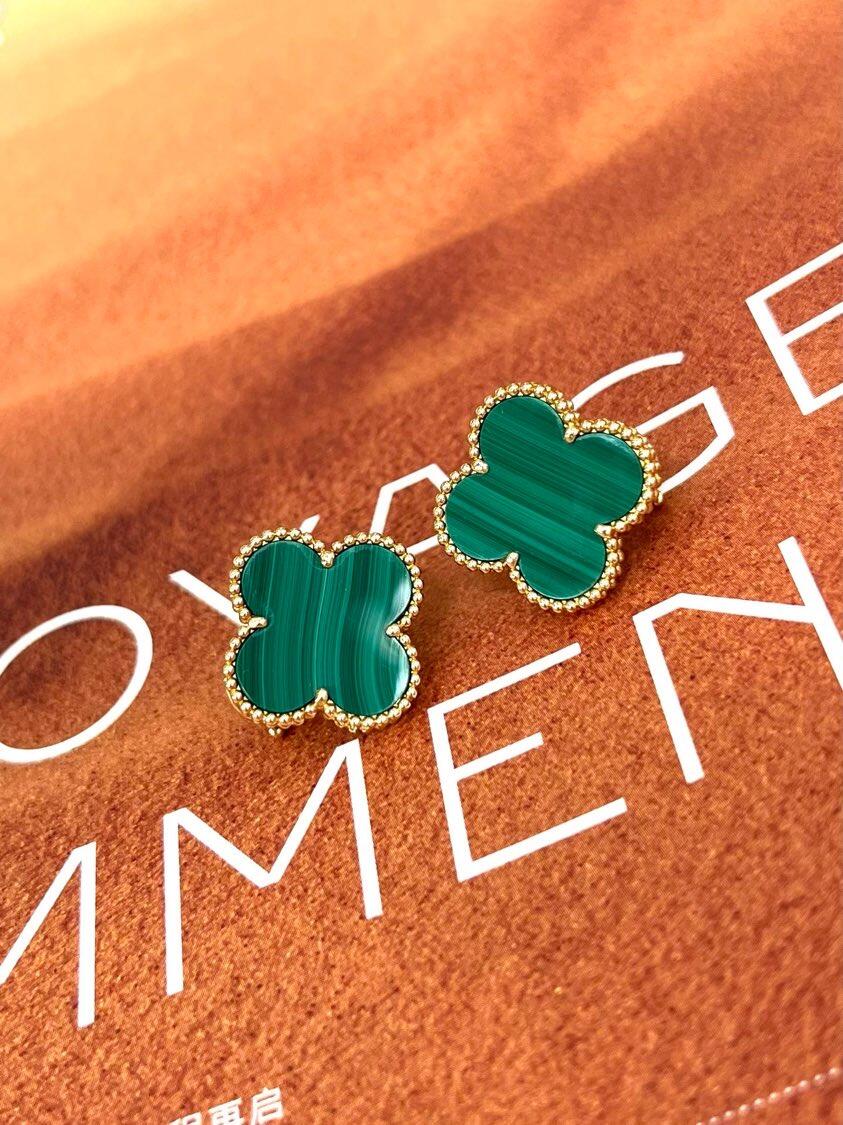 [Vintora] CLOVER LARGE (20mm) 1 MOTIFS GREENER MOP STUD EARRINGS