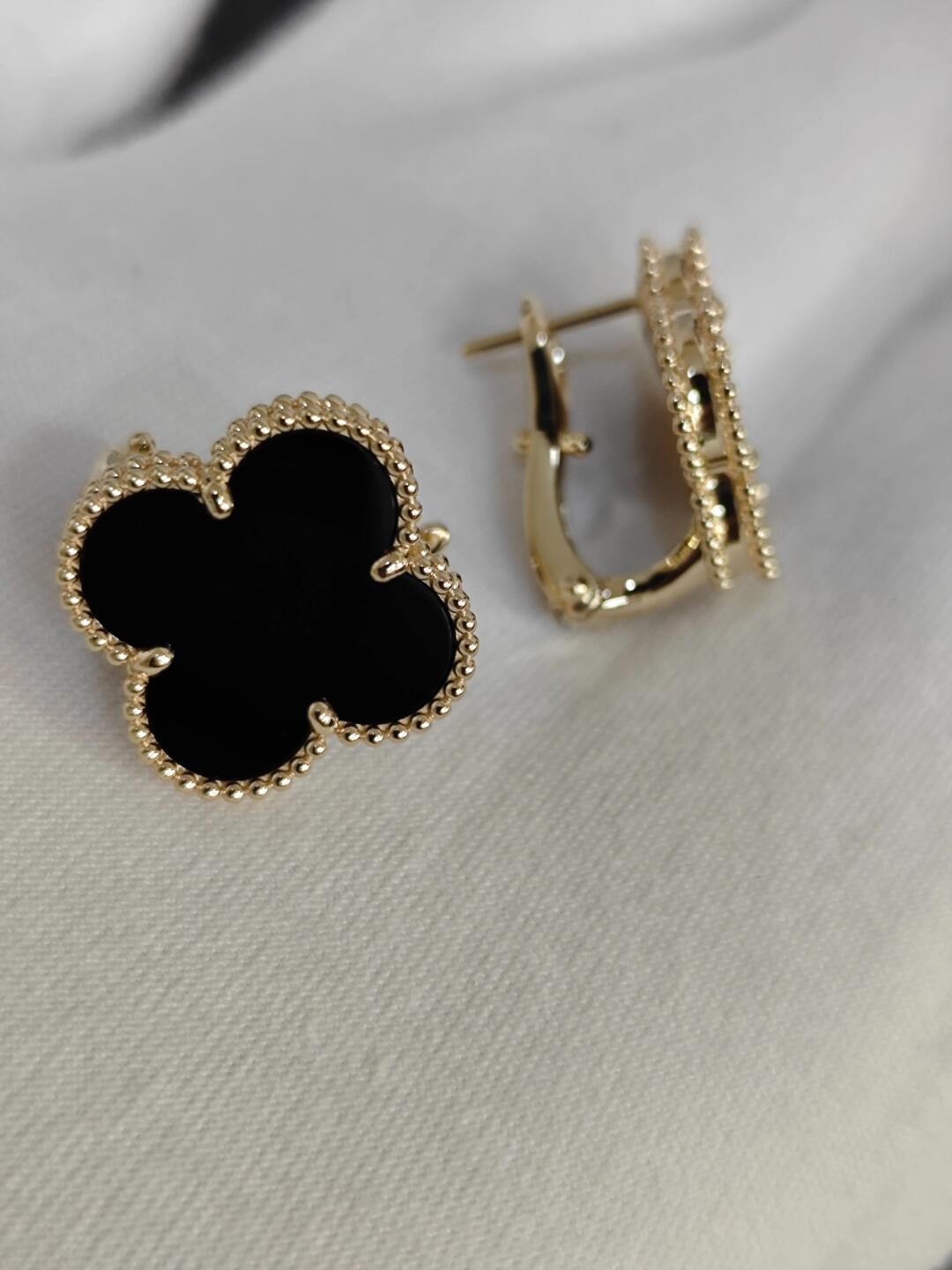 [Vintora]CLOVER 20MM BLACK MOP EARRINGS