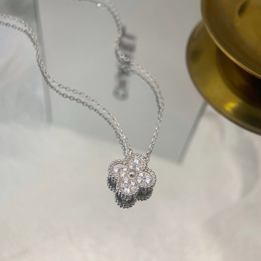 [Vintora]CLOVER 15MM DIAMOND SINGLE FLOWER NECKLACE
