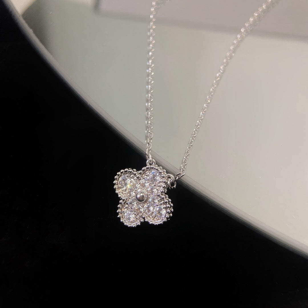 [Vintora]CLOVER 15MM DIAMOND SINGLE FLOWER NECKLACE