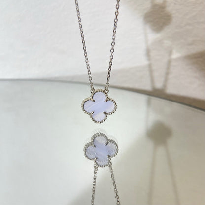 [Vintora]CLOVER 15MM BLUE CHALCEDONY NECKLACE SILVER