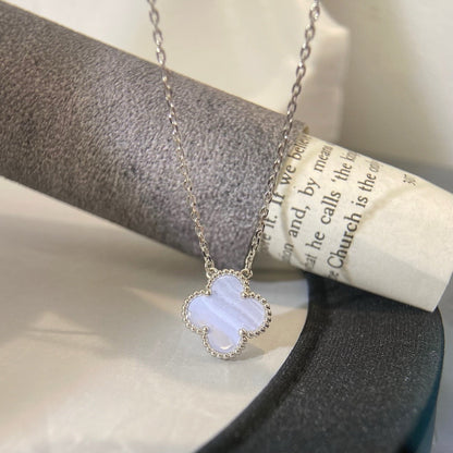 [Vintora]CLOVER 15MM BLUE CHALCEDONY NECKLACE SILVER