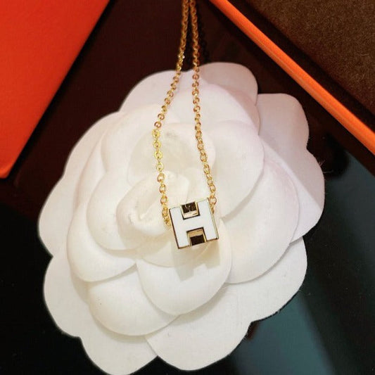 [Vintora]H WHITE SQUARE GOLD NECKLACE