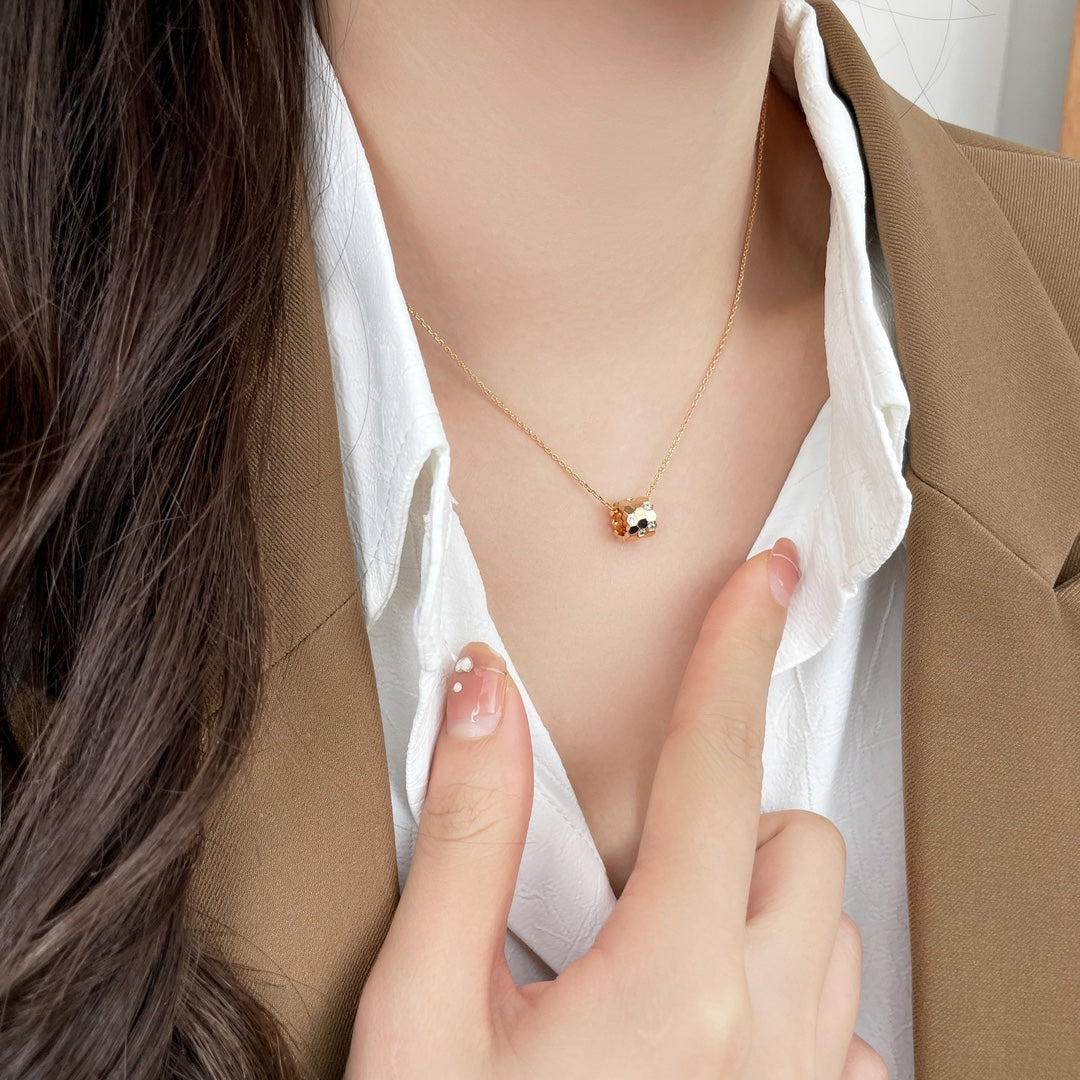 [Vintora]BEE MINI PEDANT DIAMOND NECKLACE