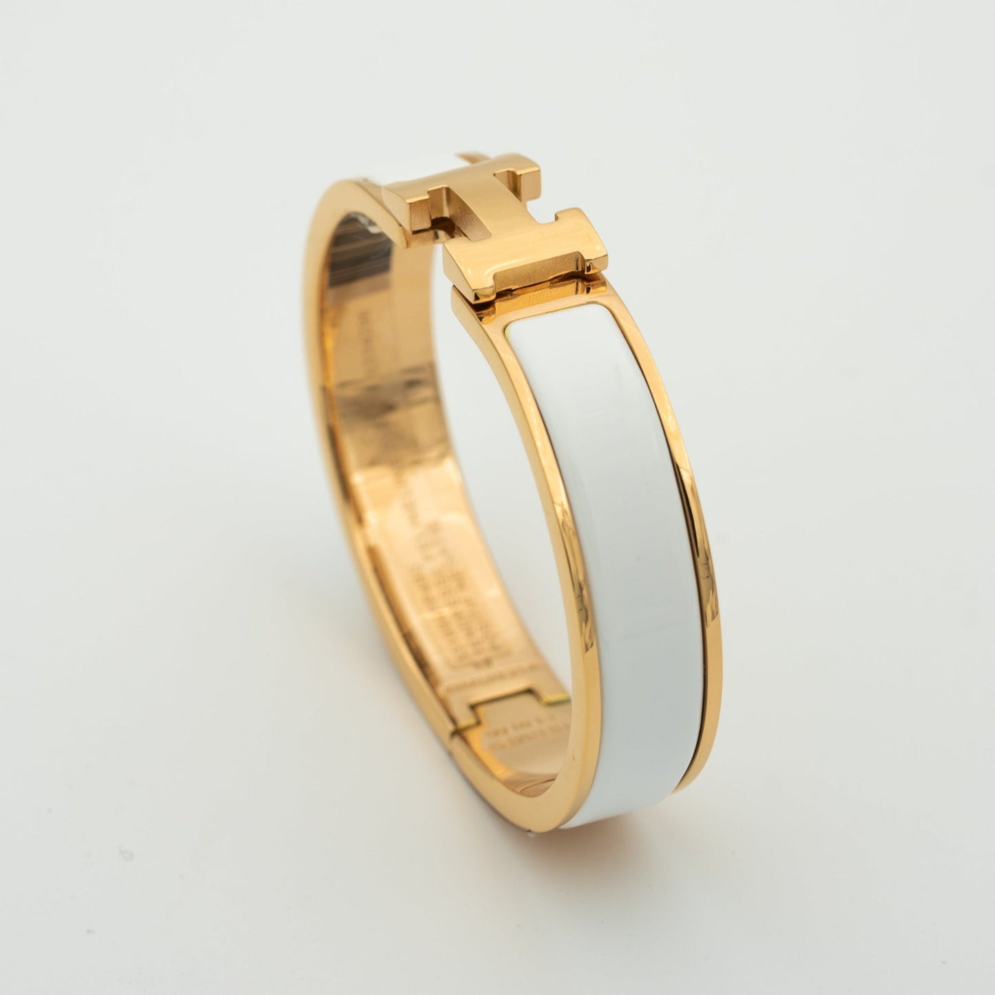 [Vintora]H WHITE BRACELET