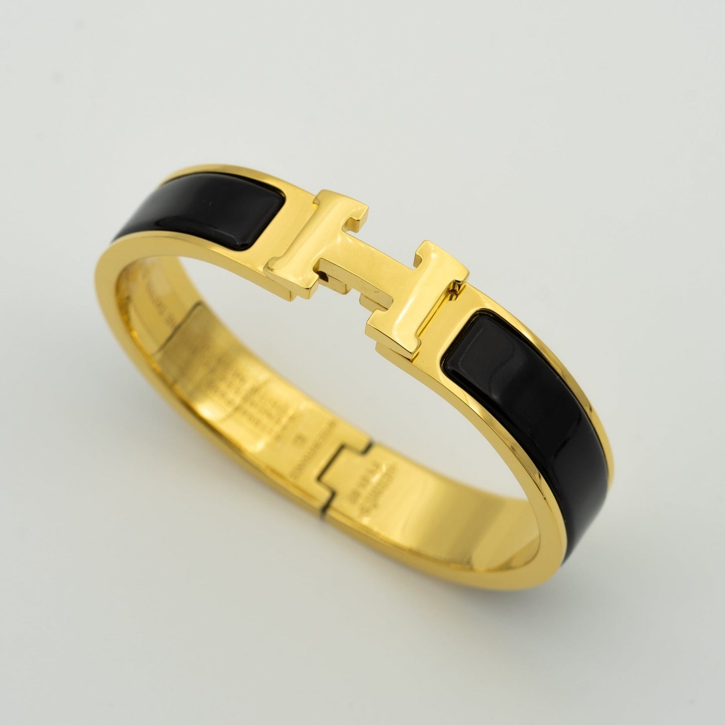 [Vintora]H BLACK BRACELET