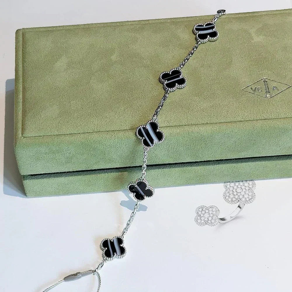 [Vintora] CLOVER 5 MOTIF PULSAR STONE BRACELET COLLECTION
