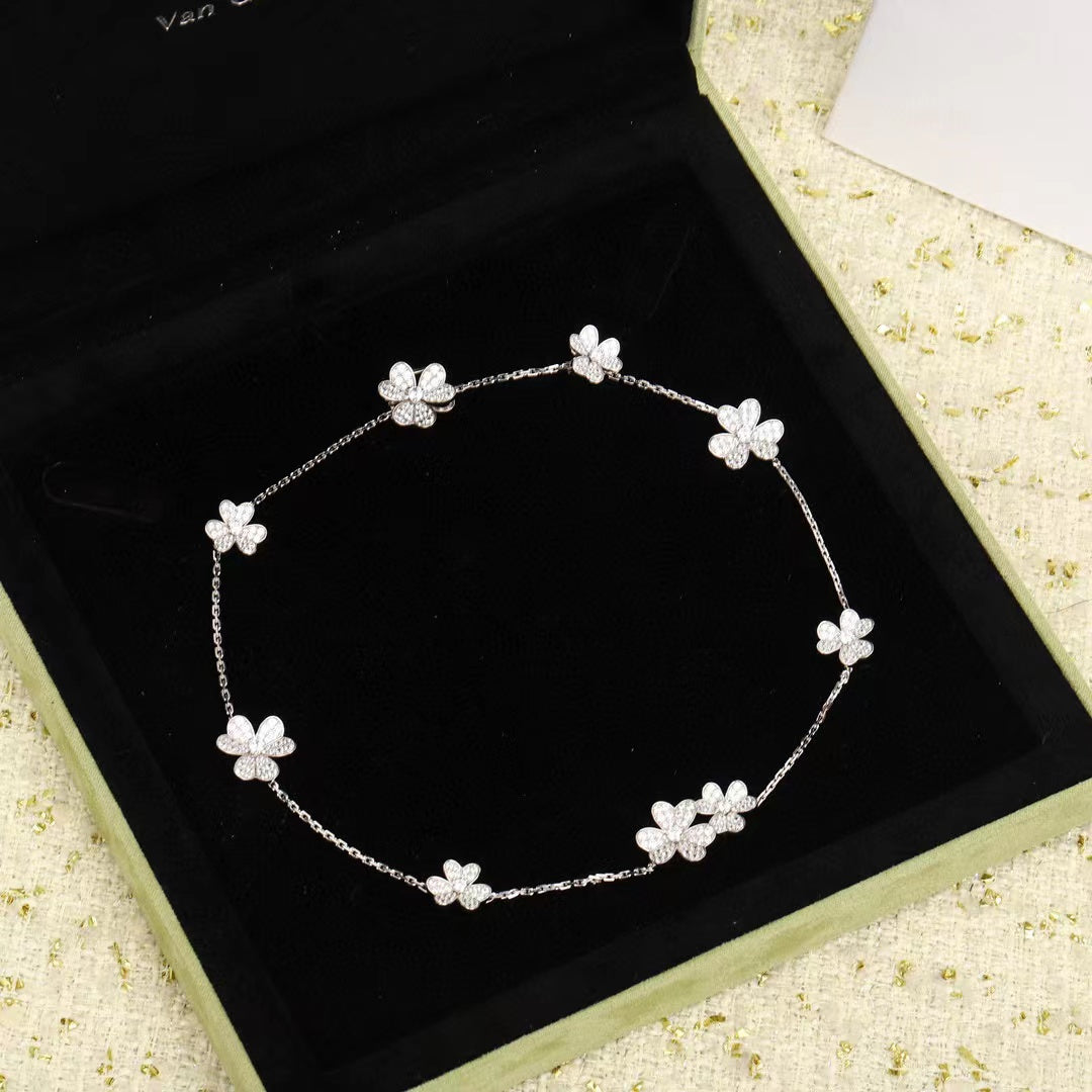 [Vintora]FRIVOLE SILVER 9 FLOWERS NECKLACE