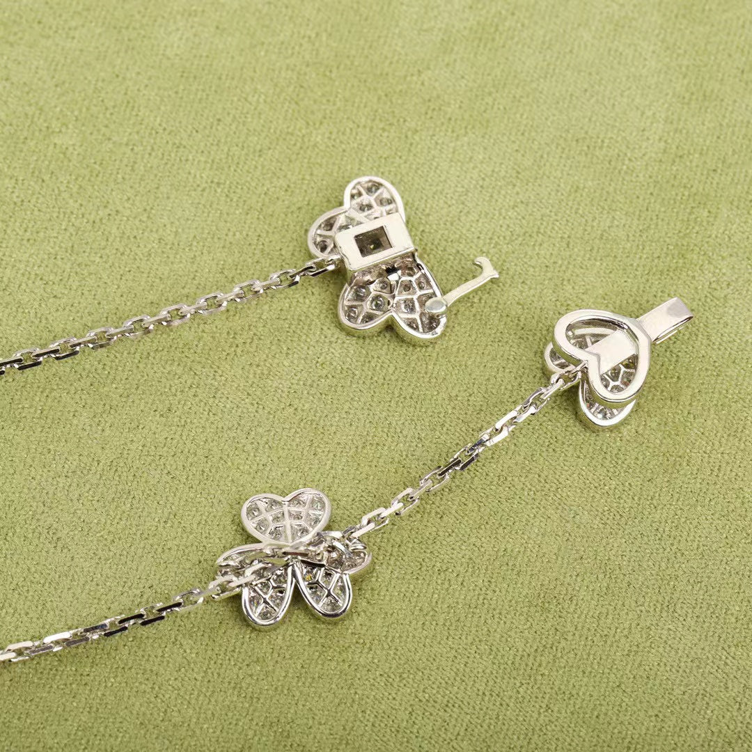 [Vintora]FRIVOLE SILVER 9 FLOWERS NECKLACE