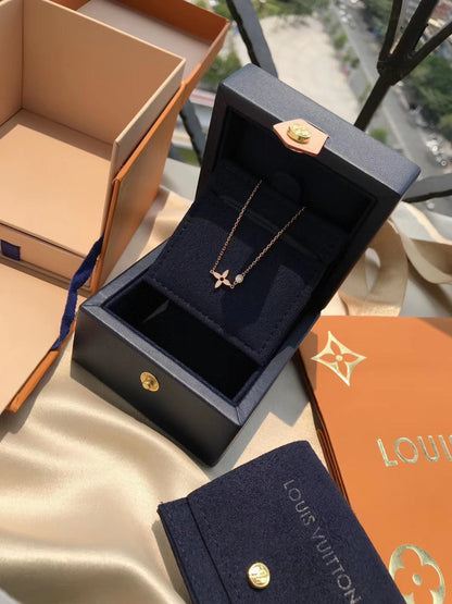 [Vintora]BLOSSOM PENDANT PINK GOLD AND DIAMOND