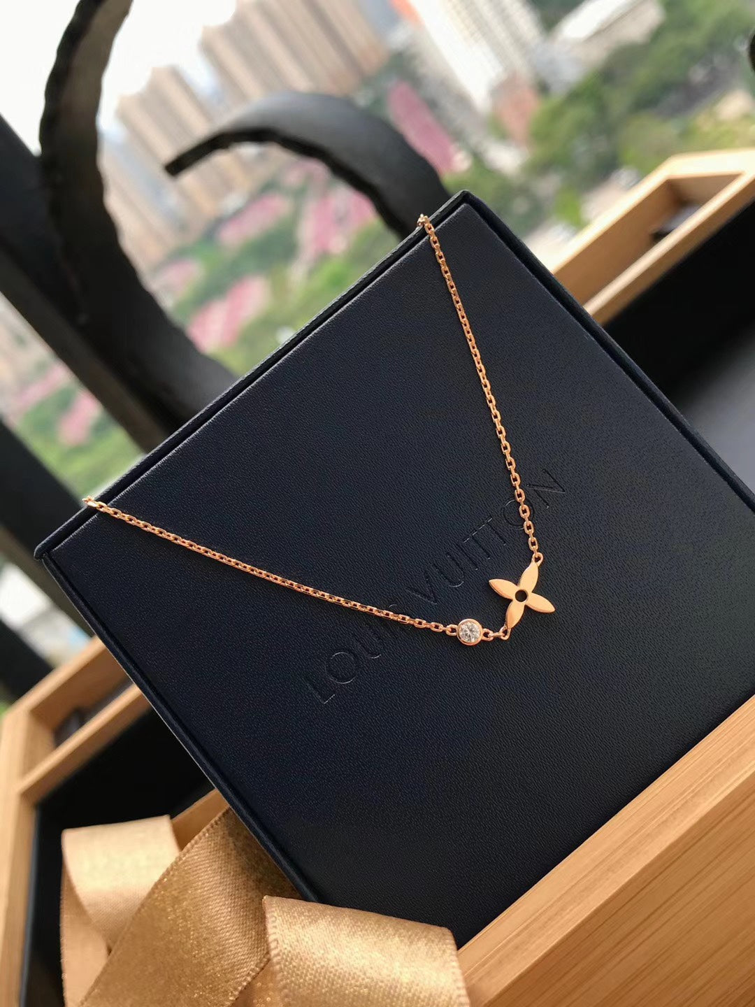 [Vintora]BLOSSOM PENDANT PINK GOLD AND DIAMOND