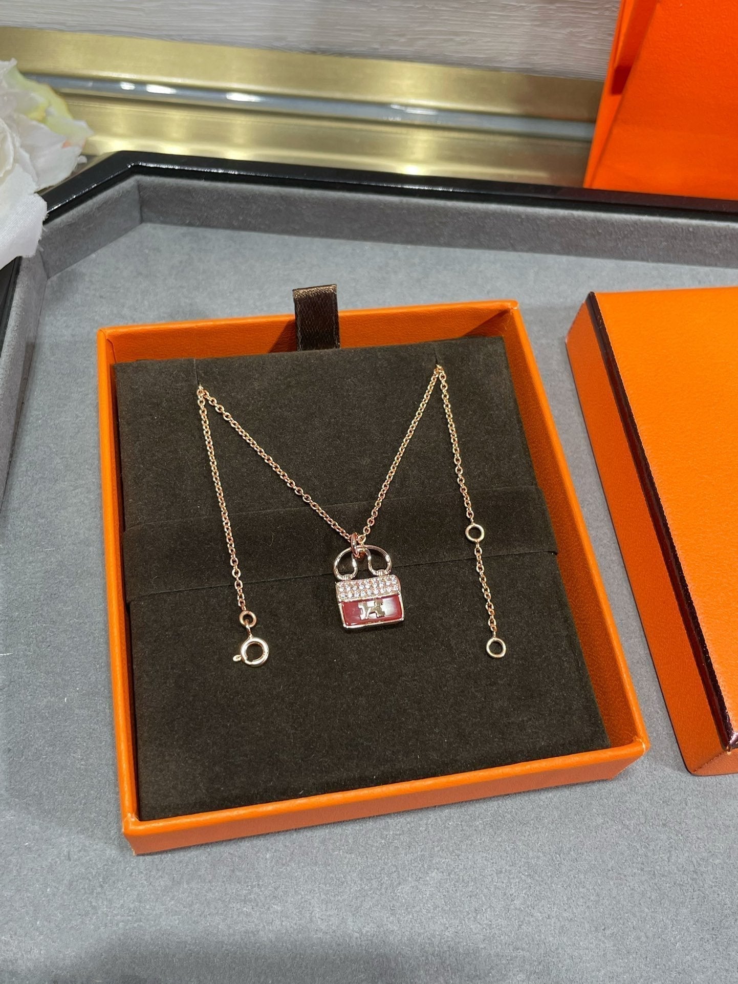 [Vintora]H CIRCE MOISSANITE PENDANT NECKLACE GOLD