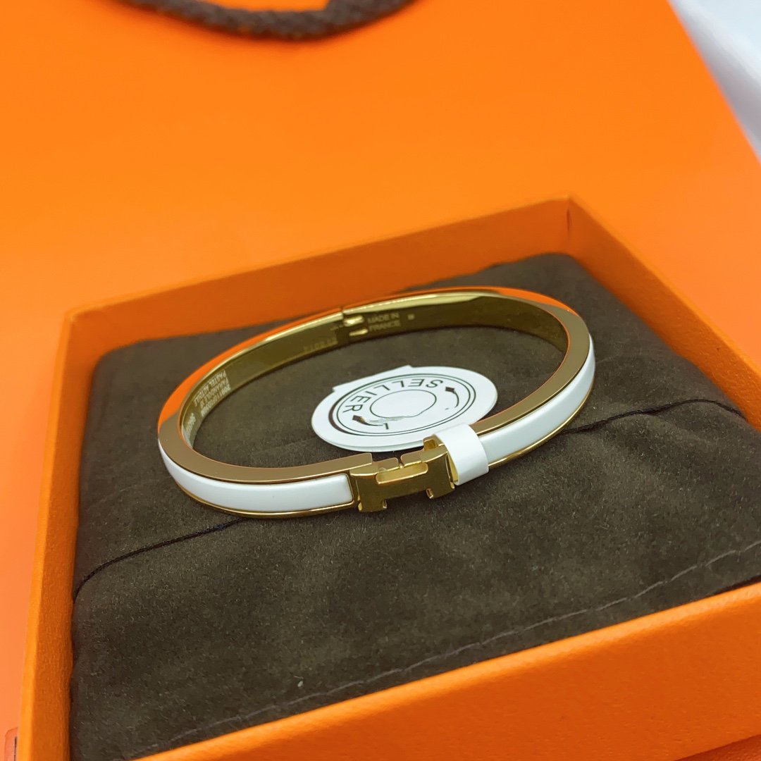 [Vintora]CLASSIC HM CLIC WHITE 8MM ENAMEL BRACELET
