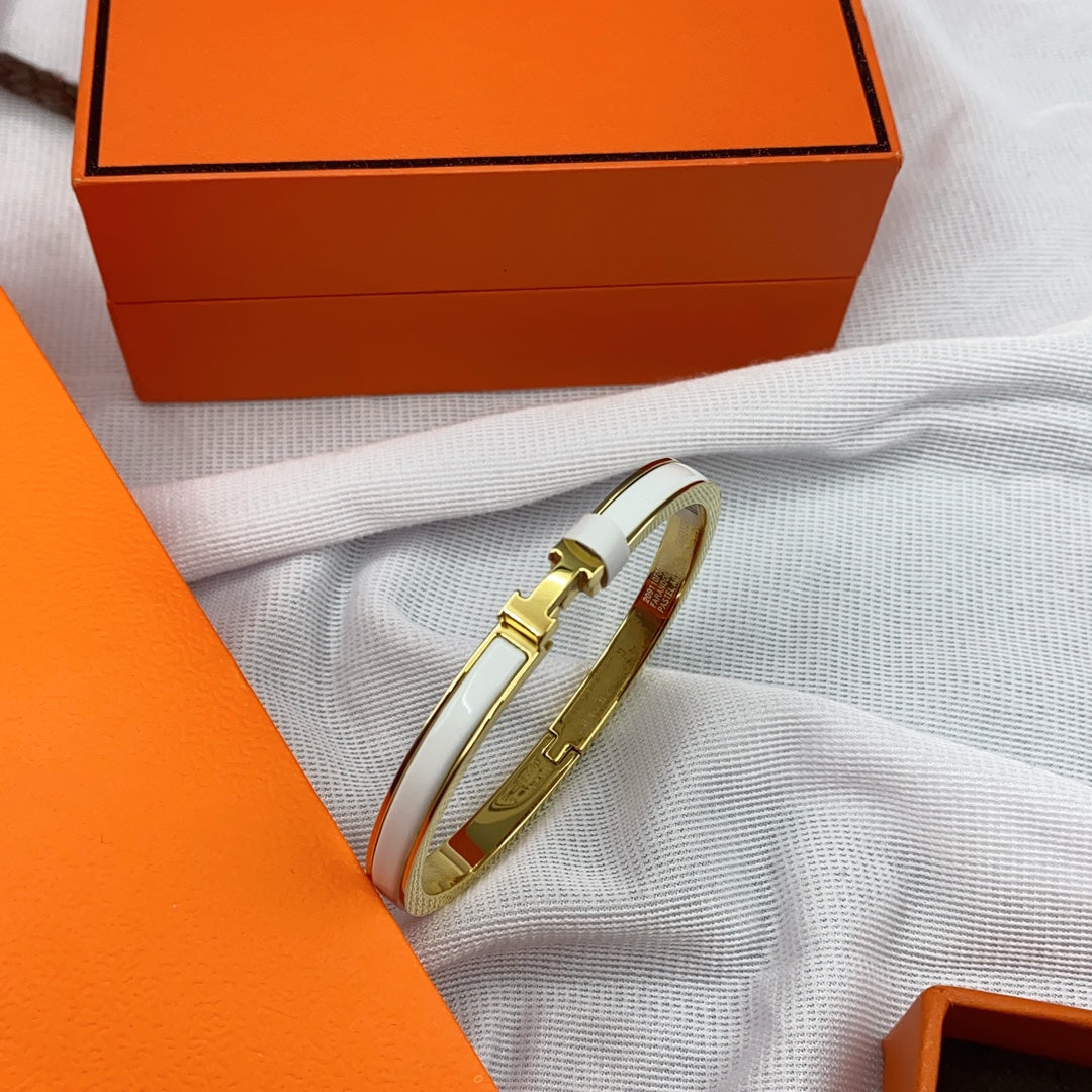 [Vintora]CLASSIC HM CLIC WHITE 8MM ENAMEL BRACELET