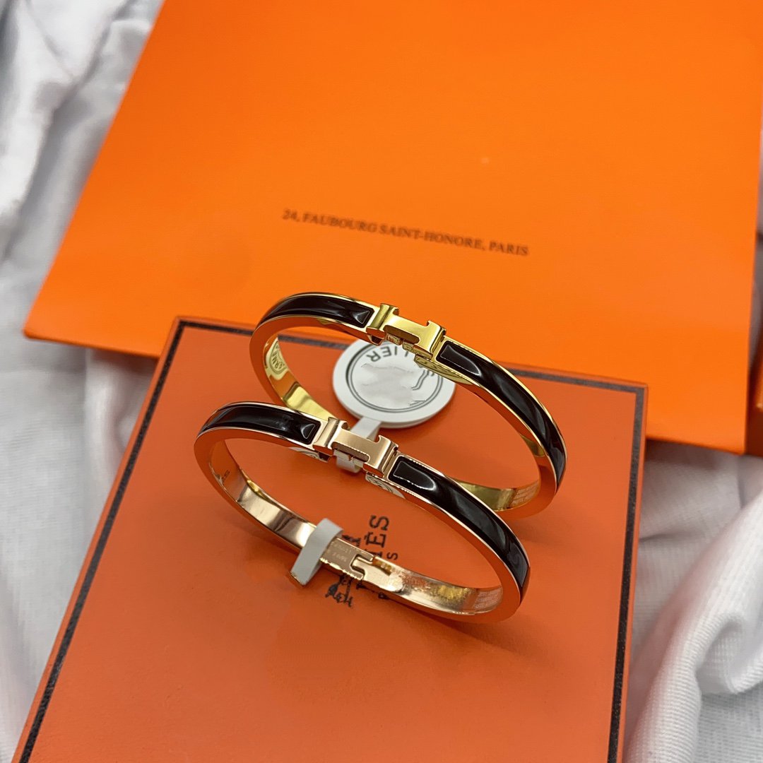 [Vintora]CLASSIC HM CLIC BLACK 8MM ENAMEL BRACELET
