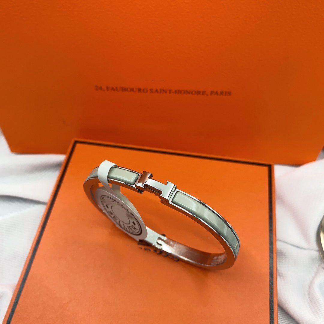 [Vintora]CLASSIC HM CLIC GREEN 8MM ENAMEL BRACELET