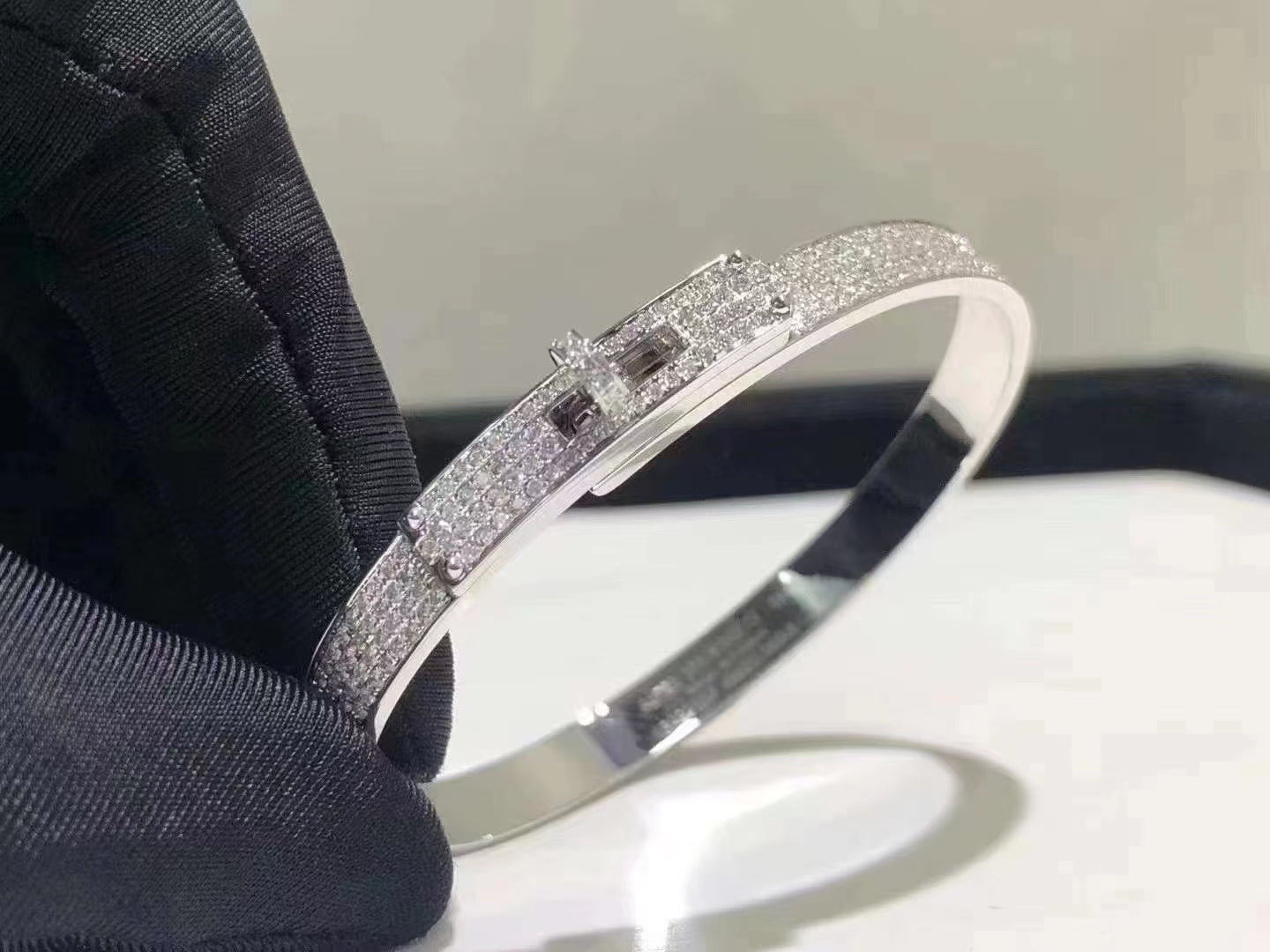 [Vintora]HM KELLY BRACELET IN SILVER AND FULL PAVE DIAMOND