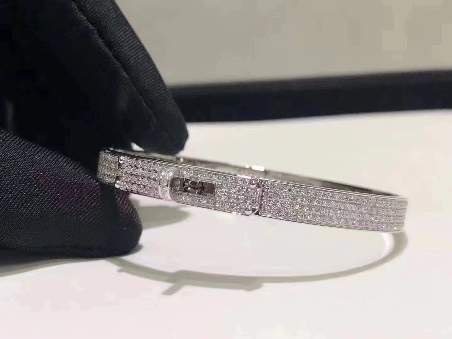 [Vintora]HM KELLY BRACELET IN SILVER AND FULL PAVE DIAMOND
