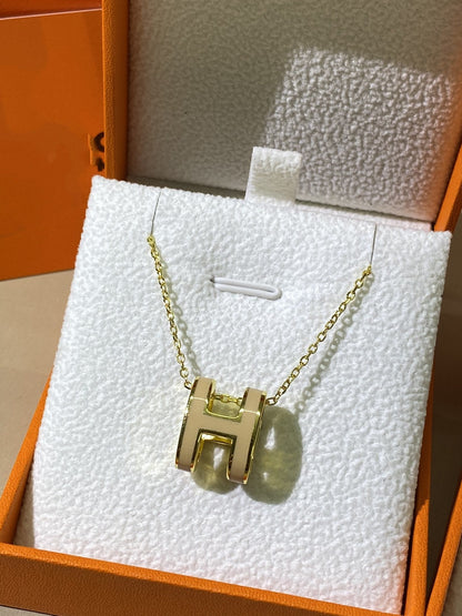 [Vintora]HM CLIC YELLOW ENAMEL GOLD NECKLACE