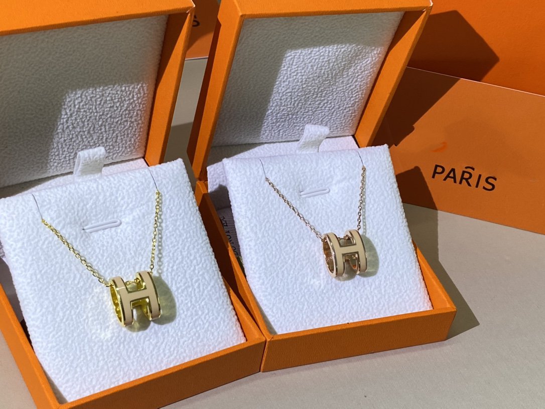 [Vintora]HM CLIC YELLOW ENAMEL GOLD NECKLACE