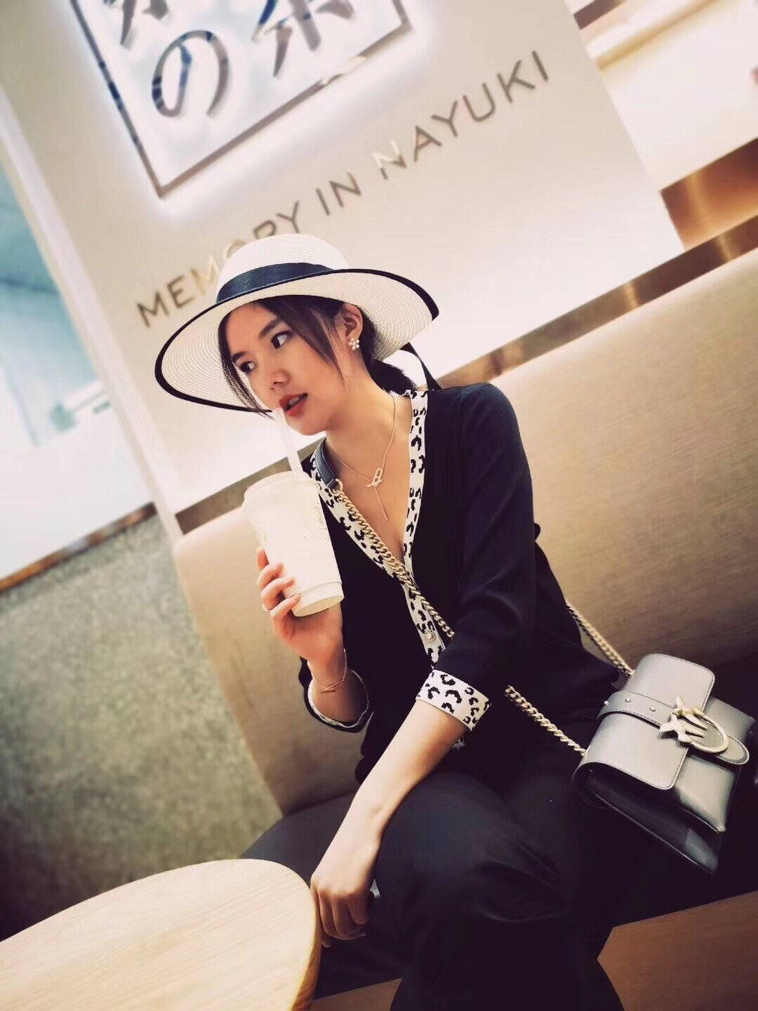 [Vintora]HM FIRE PIG NOSE NECKLACE TRENDY STREET