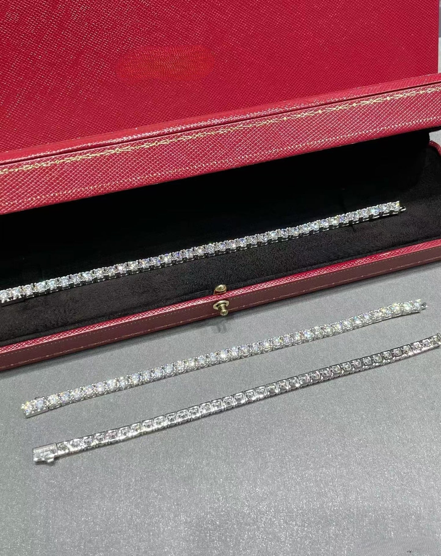 [Vintora jewelrys]TENNIS BRACELET WITH FULL DIAMOND SETTING