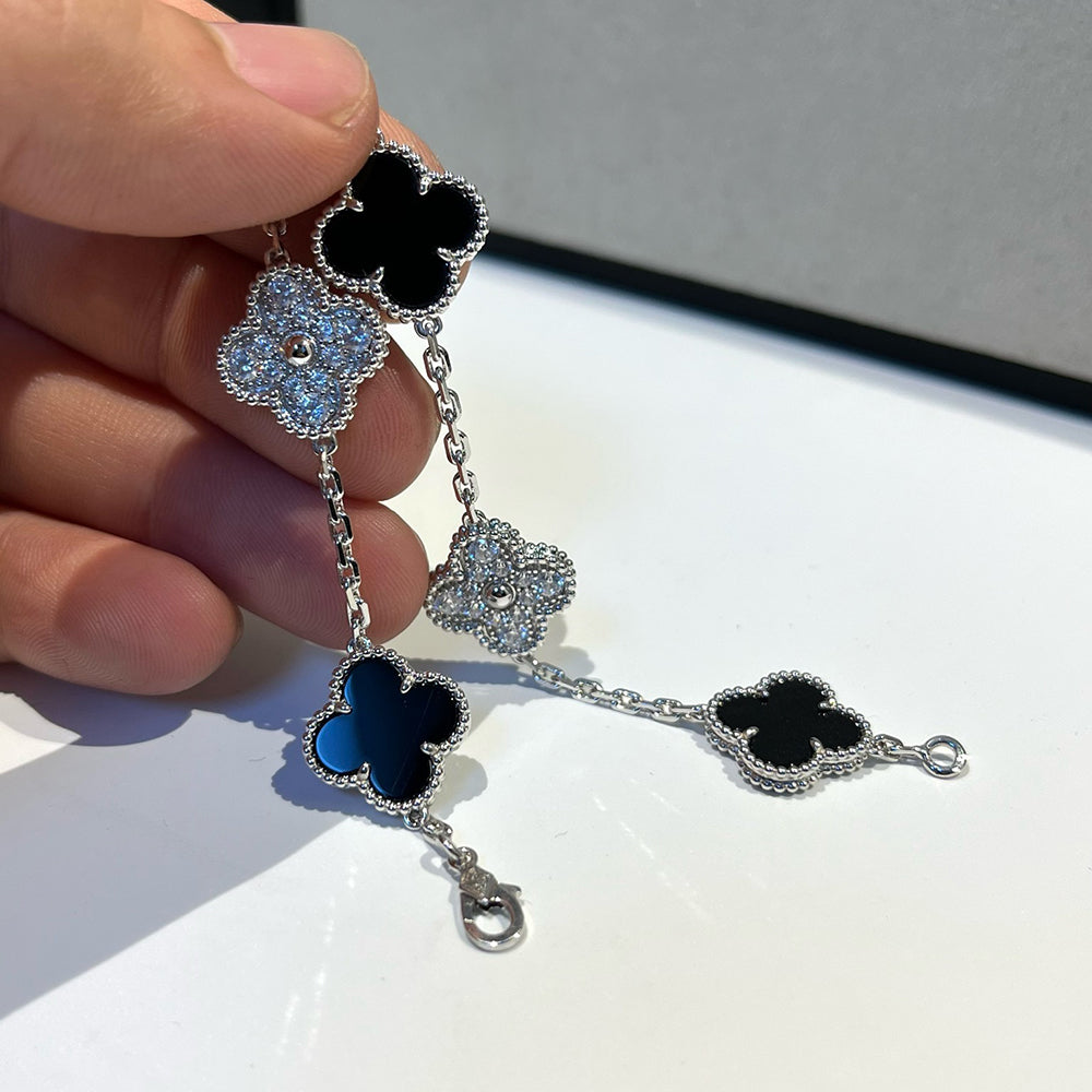 [Vintora] CLOVER 5 MOTIF ONYXS BRACELET COLLECTION