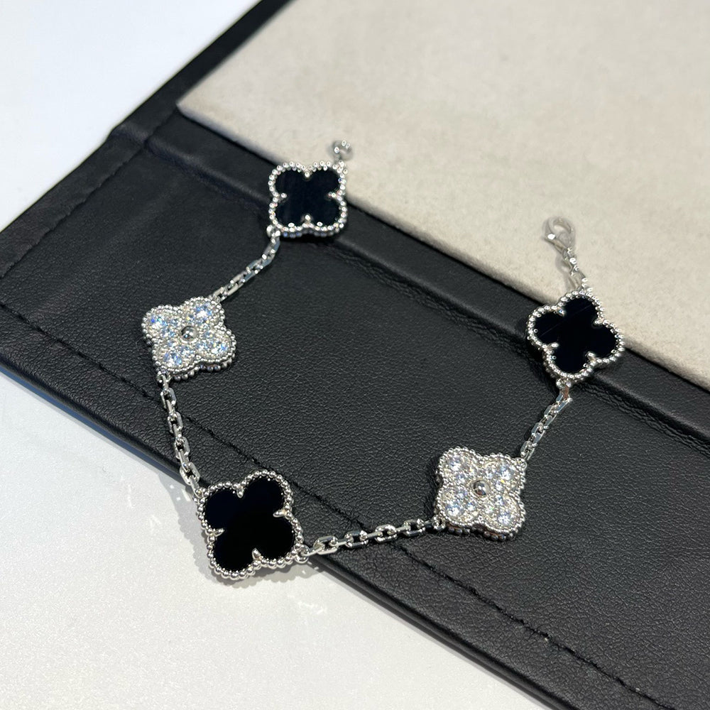 [Vintora] CLOVER 5 MOTIF ONYXS BRACELET COLLECTION