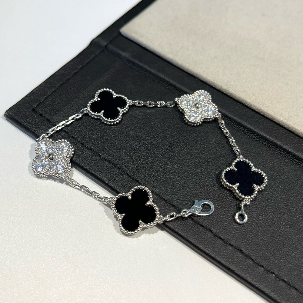 [Vintora] CLOVER 5 MOTIF ONYXS BRACELET COLLECTION