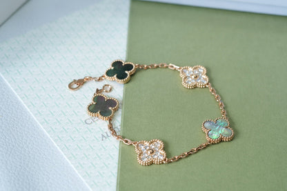 [Vintora] CLOVER 5 MOTIF GRAY MOP BRACELET COLLECTION