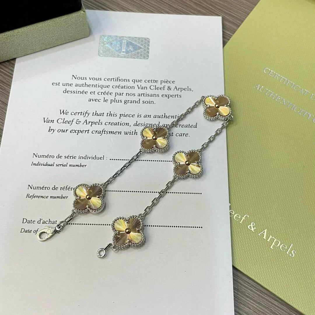 [Vintora] CLOVER 5 MOTIF LASER BRACELET COLLECTION