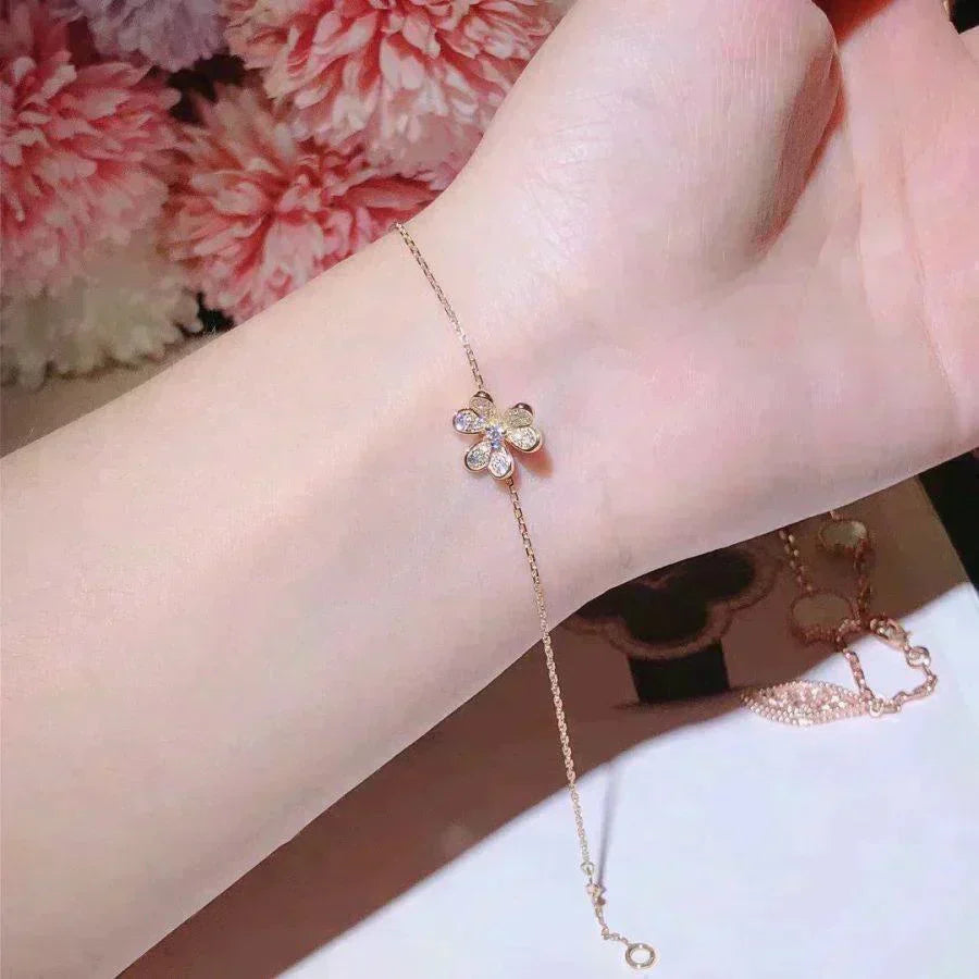 [Vintora]FRIVOLE GOLD FLOWER DIAMOND BRACELET