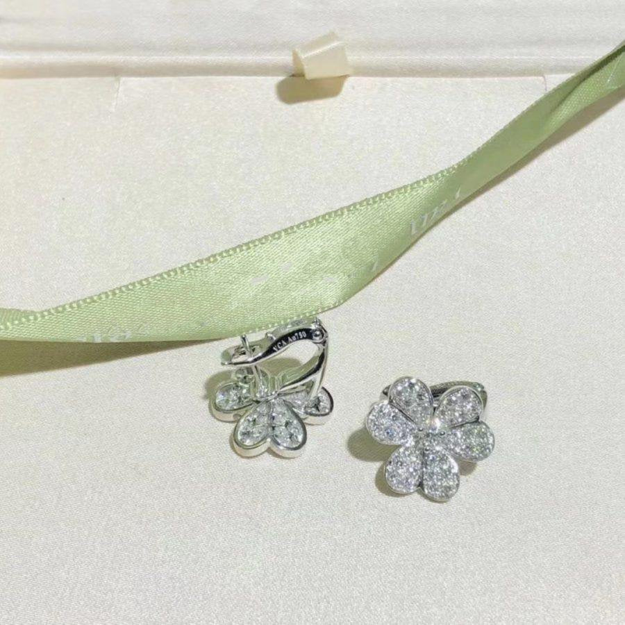 [Vintora]FRIVOLE SILVER FLOWER DIAMOND EARRINGS