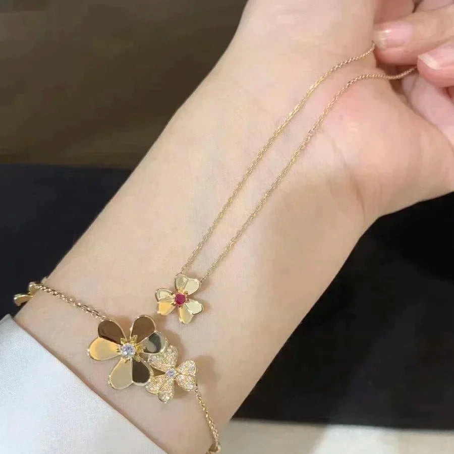 [Vintora]FRIVOLE GOLD FLOWER NECKLACE