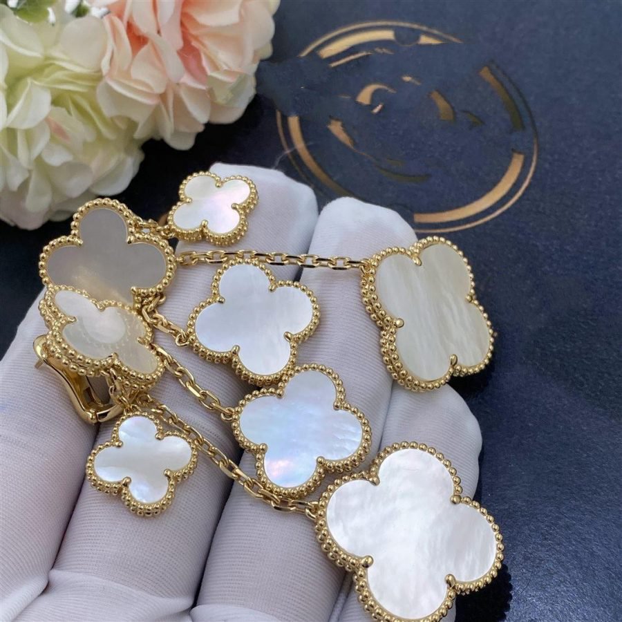 [Vintora]CLOVER EARRINGS WHITE MOP 4 MOTIFS GOLD